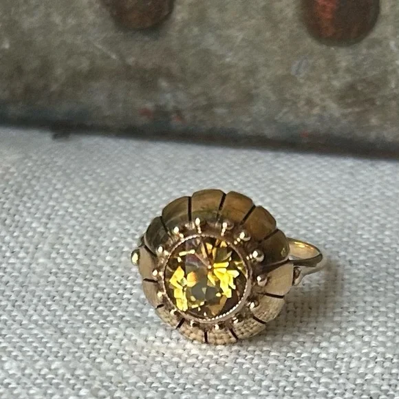 Antique/Vintage 14k Citrine Ring - Picture 9 of 16